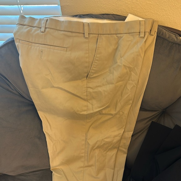 George Khakis - Picture 1 of 1